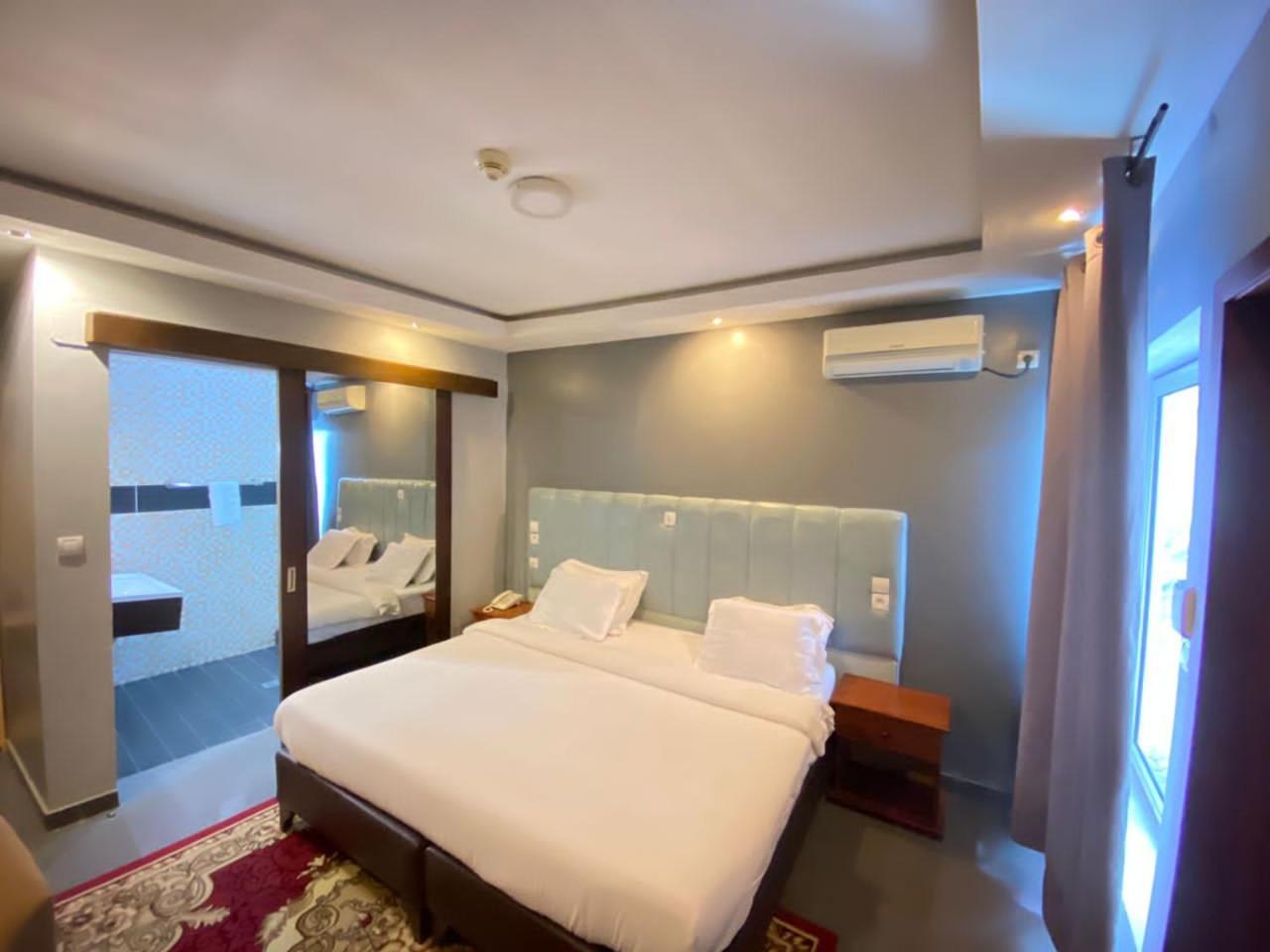 Fini Hotel Bobende Лимбе Экстерьер фото