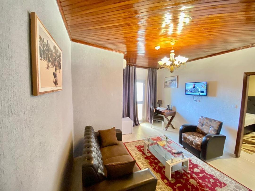 Fini Hotel Bobende Лимбе Экстерьер фото